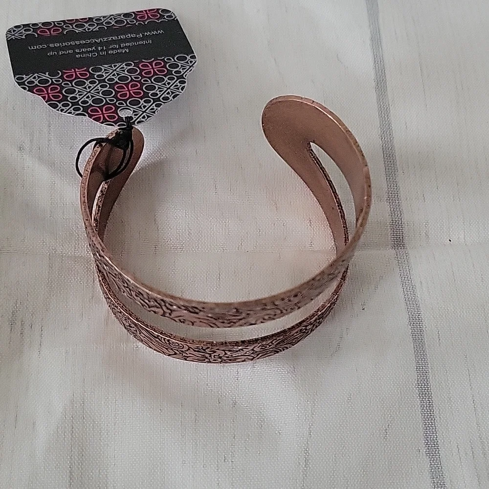 paparazzi two cuffs